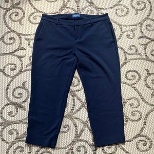 Old Navy Mid Rise Pixie Pants